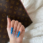 faux-ongles longs press on nails réutilisables sans colle avec papillons bleus strass