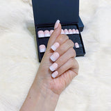 faux-ongles-courts-naturels-press-on-nails-babyboomer-carre