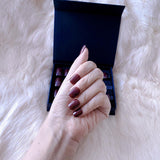 faux-ongles courts naturels press-on nails réutilisables sans colle violets glossy