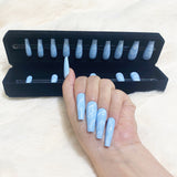 faux-ongles longs press-on nails réutilisables sans colle bleus ciel