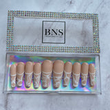 faux-ongles longs press-on-nails réutilisables sans colle nudes swirls blancs