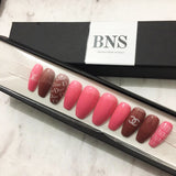 faux-ongles moyens naturels press-on nails réutilisables sans colle marrons roses