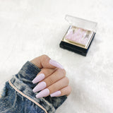 faux-ongles moyens press-on nails réutilisables sans colle violets clairs